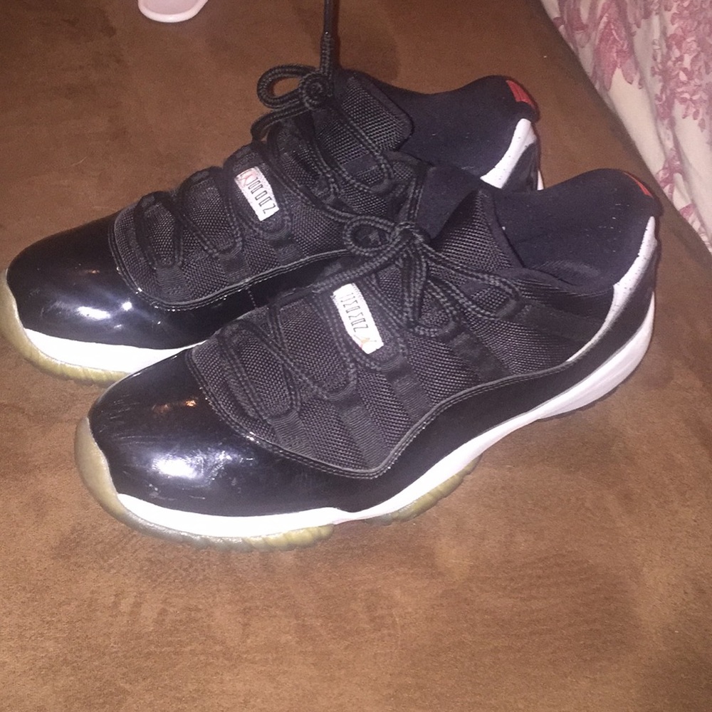 jordan 11 low infrared